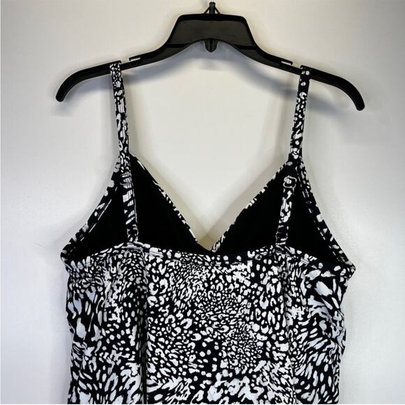 Swim Solutions Printed Flyaway Fauxkini One piece black white - 18W - Picture 9 of 14